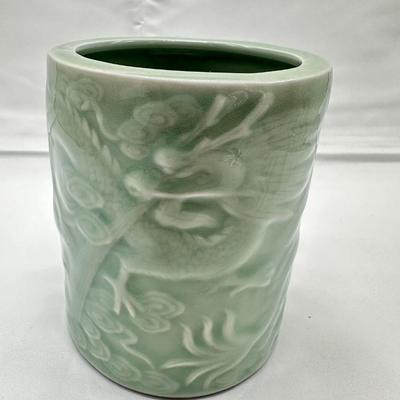 Chinese Vintage Green Celadon Dragon Brush Pot