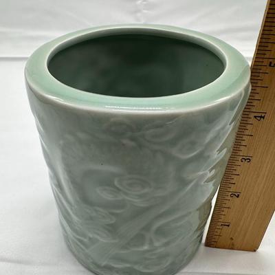Chinese Vintage Green Celadon Dragon Brush Pot