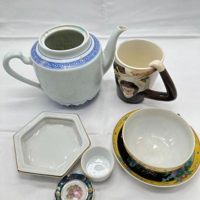 Mixed Porcelain Set