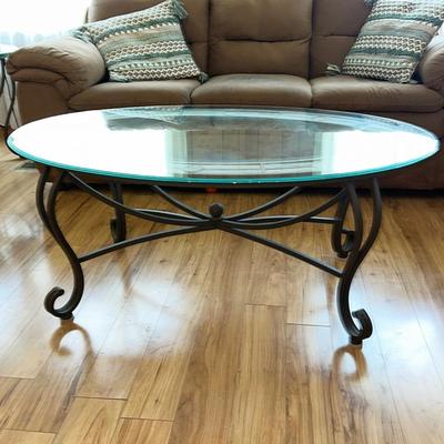 220 OVAL GLASS TOP COFFEE TABLE METAL BASE
