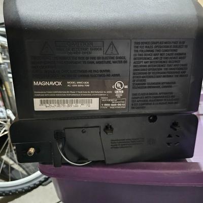 Magnavox 13” TV / DVD Combo CRT Television Retro Gaming