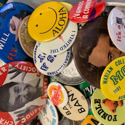 Vintage Pin Button Lot