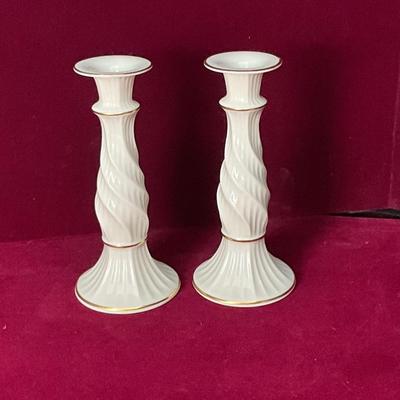 Lot# 80 Beautiful LENOX Candlesticks, Bowl and Vase