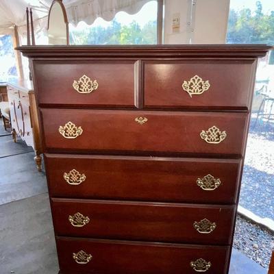 Lot# 007 KINCAID Five Drawer Dresser, Drexel Style