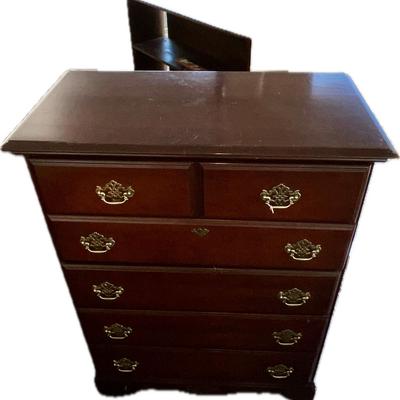 Lot# 007 KINCAID Five Drawer Dresser, Drexel Style
