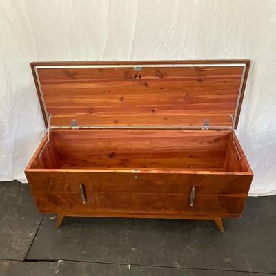 Lot# 009 Lane MCM Wooden Cedar Chest