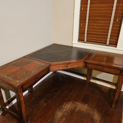 Corner Desk w/File Cabinet (D-JS)
