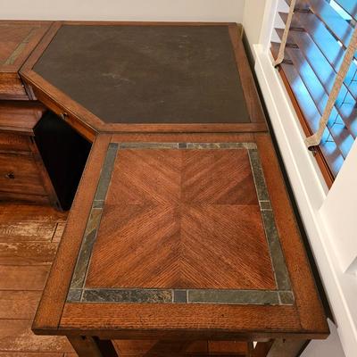 Corner Desk w/File Cabinet (D-JS)