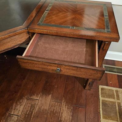 Corner Desk w/File Cabinet (D-JS)