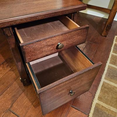 Corner Desk w/File Cabinet (D-JS)