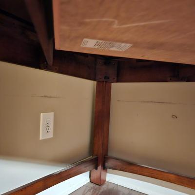 Corner Desk w/File Cabinet (D-JS)