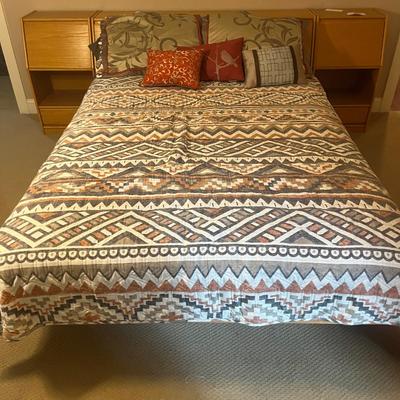 Queen Sized Bedding (PB-MG)