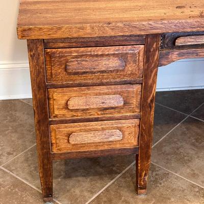 P.W. VALLELY~ NY ~ Solid Oak Desk