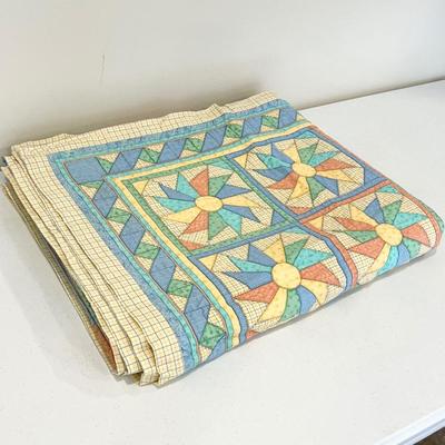 Grandmas Handmade Quilt ~ *Read Details