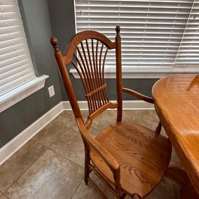 S. BENL & BROS ~ Solid Oak Tressel Table w/6 Matching Chairs