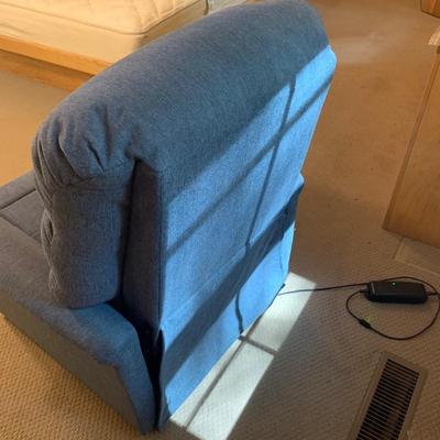 Power Lift & Recline Chair by UltraComfort America (PB-HS)