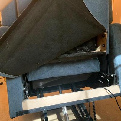 Power Lift & Recline Chair by UltraComfort America (PB-HS)