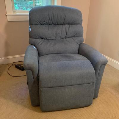 Power Lift & Recline Chair by UltraComfort America (PB-HS)