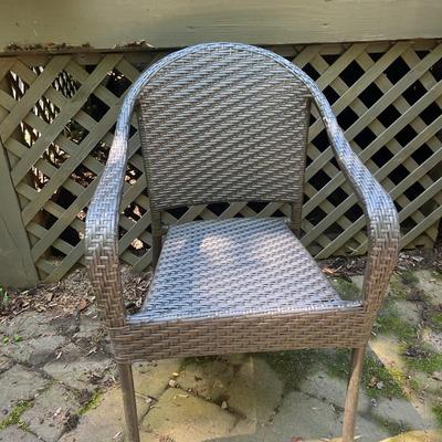 Frontgate All Weather Wicker Patio Chairs & Table (BD-MG)
