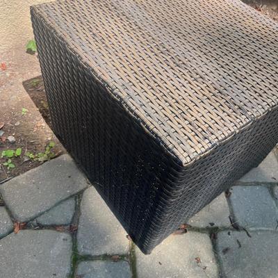 Frontgate All Weather Wicker Patio Chairs & Table (BD-MG)
