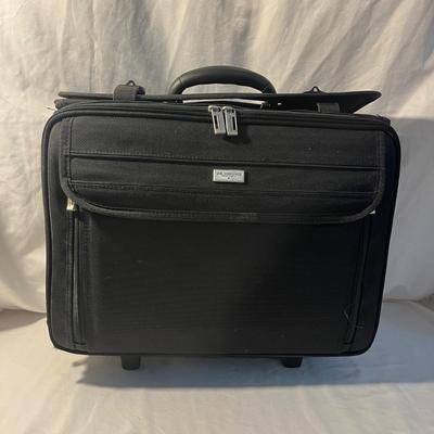 U.S. Luggage Wheeled Case With Two Laptop Bags (D-MG)