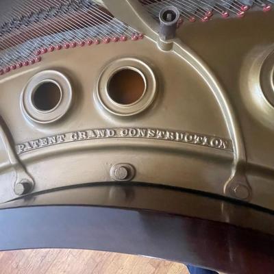 Steinway Grand Piano/ MODEL L/ Serial No: 263459/ well tuned.