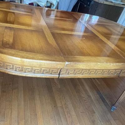 Robust Wood Kitchen Dinning Table with Leap Extension/Sits 8