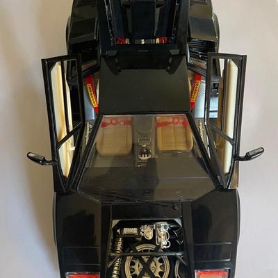 1989 Lamborghini Countach Production Car, Bburago, Italy, 1/18 Scale, Mint Condition
