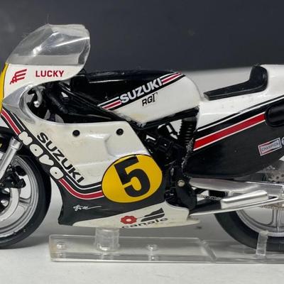1981 Suzuki RGB 500 Grand Prix, IXO, China, 1/24 Scale, Mint Condition