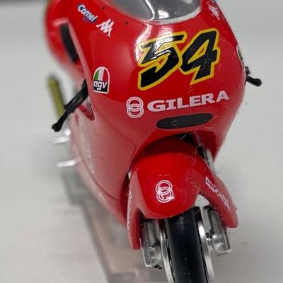 2001 Gilera 125 Grand Prix, IXO, China, 1/24 Scale, Mint Condition