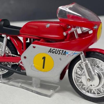 1967 MV Agusta 500 Grand Prix, IXO, China, 1/24 Scale, Mint Condition