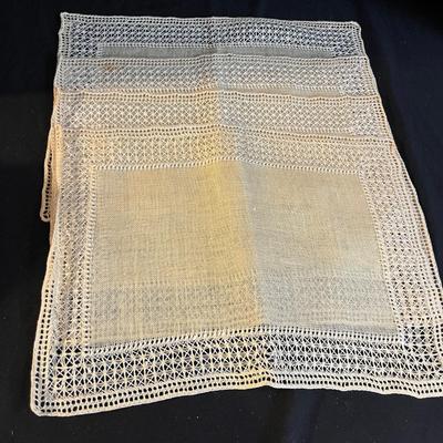 Placemats, Tablecloths & More (D-MG)