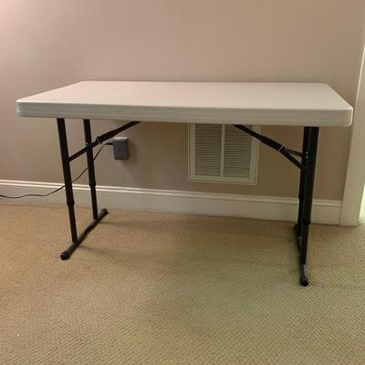 Lifetime Adjustable Height Plastic Table (PB-HS)