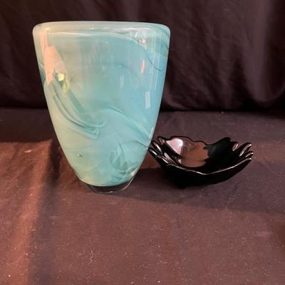 Kosta Boda Vase & Glass Dish (LR-MG)