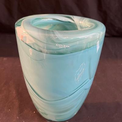 Kosta Boda Vase & Glass Dish (LR-MG)