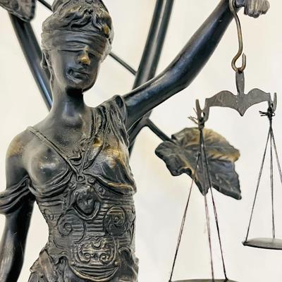 Single (1) ~ Bronze Lady Of Justice Table Lamp