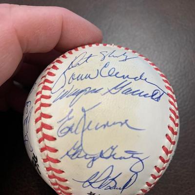 Signed Baseball Nolan Ryan Al Weiss Jerry Koosman Duffy Dyer & Many More BB11
