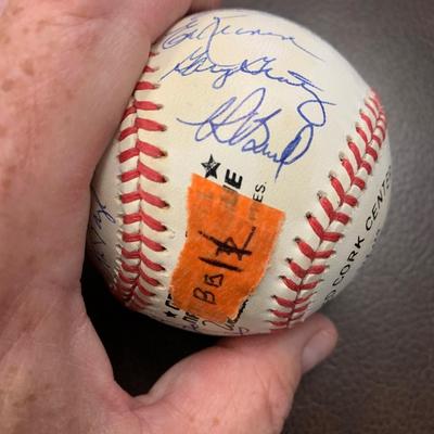 Signed Baseball Nolan Ryan Al Weiss Jerry Koosman Duffy Dyer & Many More BB11