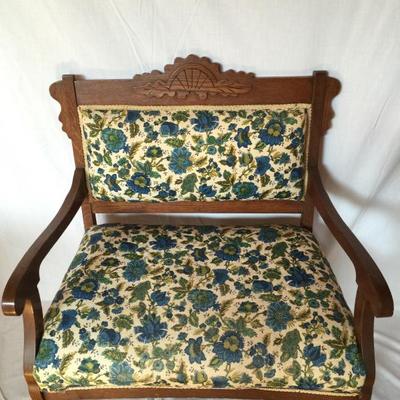 Lot 1 - Petite Wooden Settee with Floral Fabric