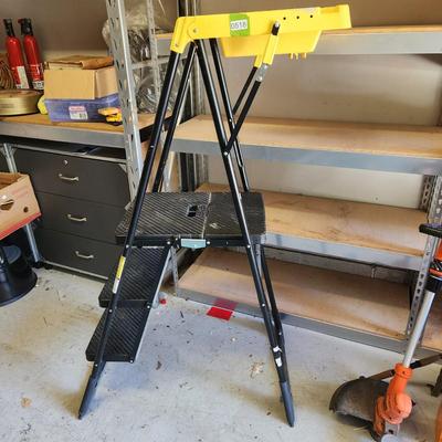 Cosco Large Heavy Duty 3 Ft Folding Portable Work Ladder w Tray