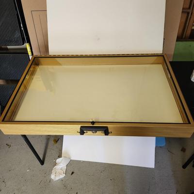 Metal w Glass Top Collectables Display Case 34x22x3.5"