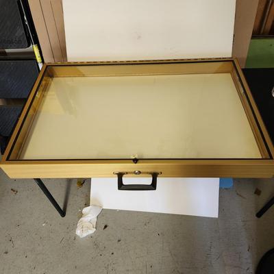 Metal w Glass Top Collectables Display Case 34x22x3.5"
