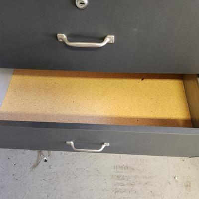 Coleman 3 Drawer Chest Cabinet 32x20x33"H Right side cabinet