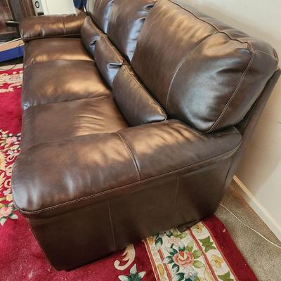 Brown Sofa 92x37x32H