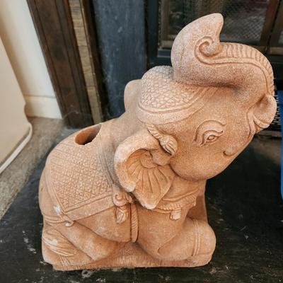 Very Heavy Elephant Possible Table Umbrella Stand