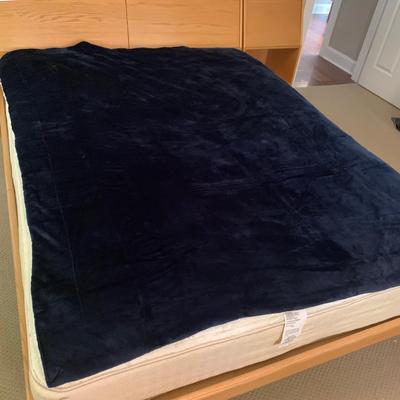 Beauty Kate Weighted Blanket & More (PB-HS)