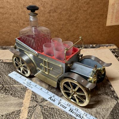 Automobile Decanter set