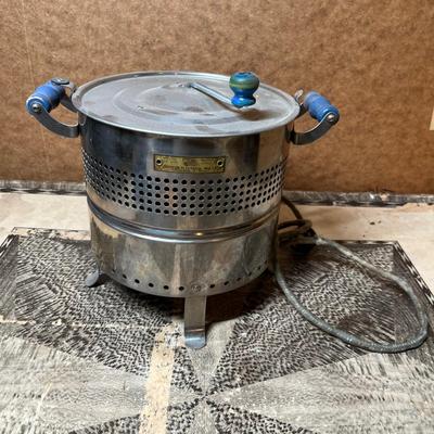 Antique Popcorn popper