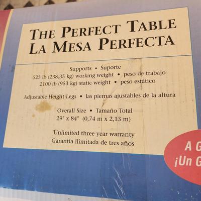 Del Mar Massage Table New in Box 525 lb. Working Weight 29x84