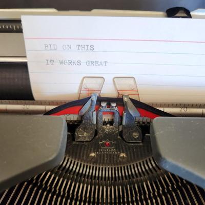 SCM Smith Corona Electra 210 Typewriter tested Working